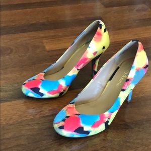 Kelly and Katie color heels